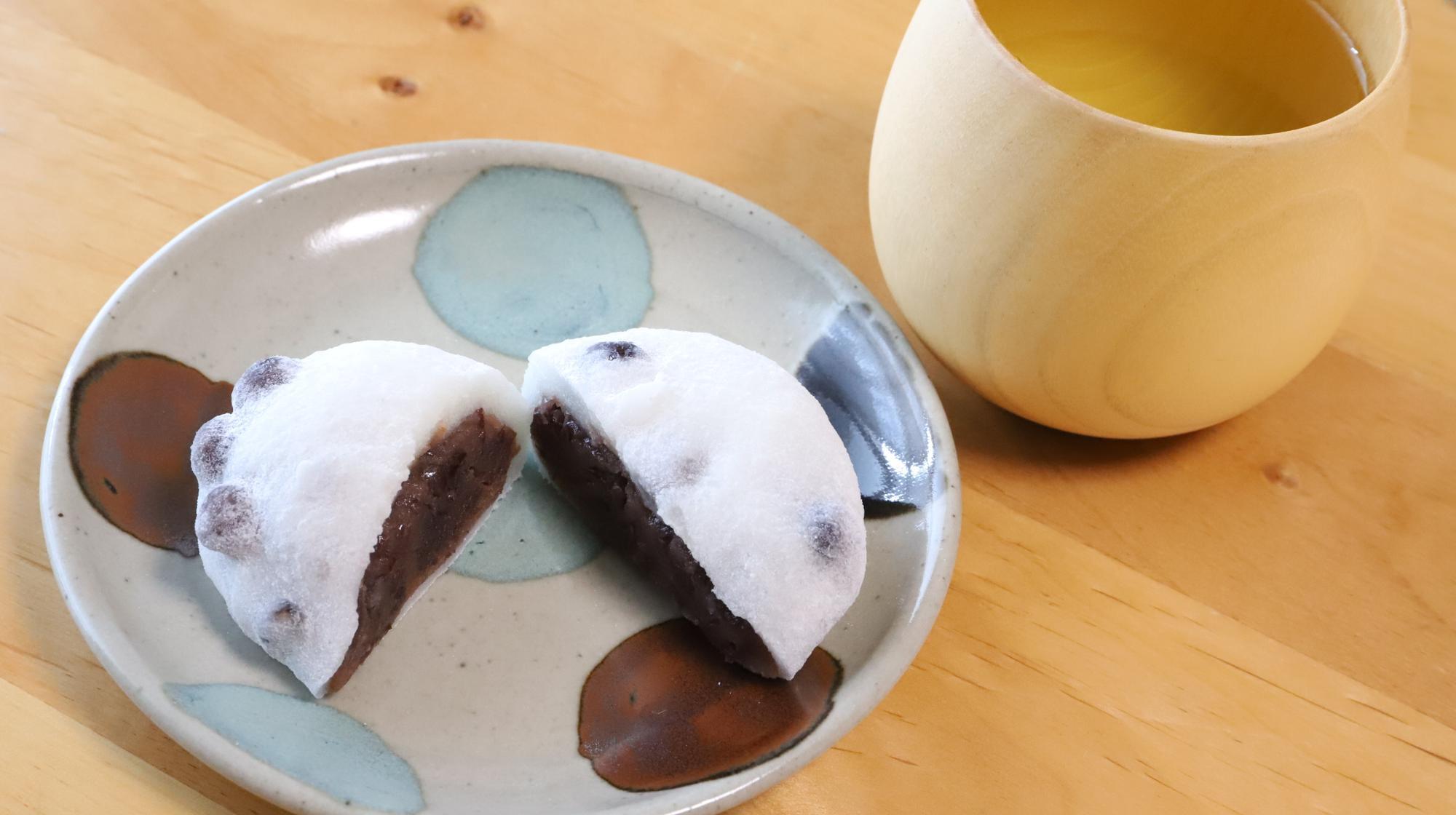 新大阪駅ナカで見つけた。大阪の人気和菓子屋が作る素朴な味が 新大阪駅ナカで見つけた。大阪の人気和菓子屋が作る素朴な味が