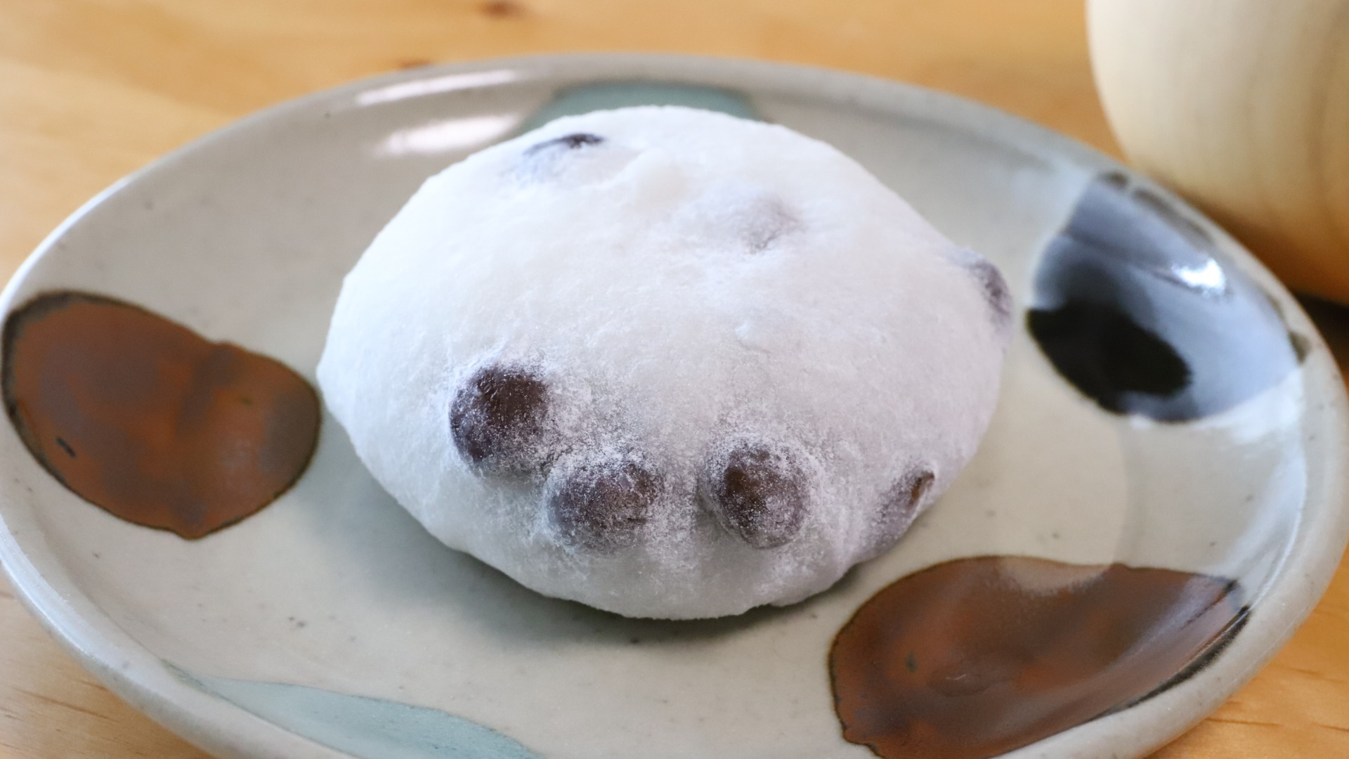 新大阪駅ナカで見つけた。大阪の人気和菓子屋が作る素朴な味が 新大阪駅ナカで見つけた。大阪の人気和菓子屋が作る素朴な味が
