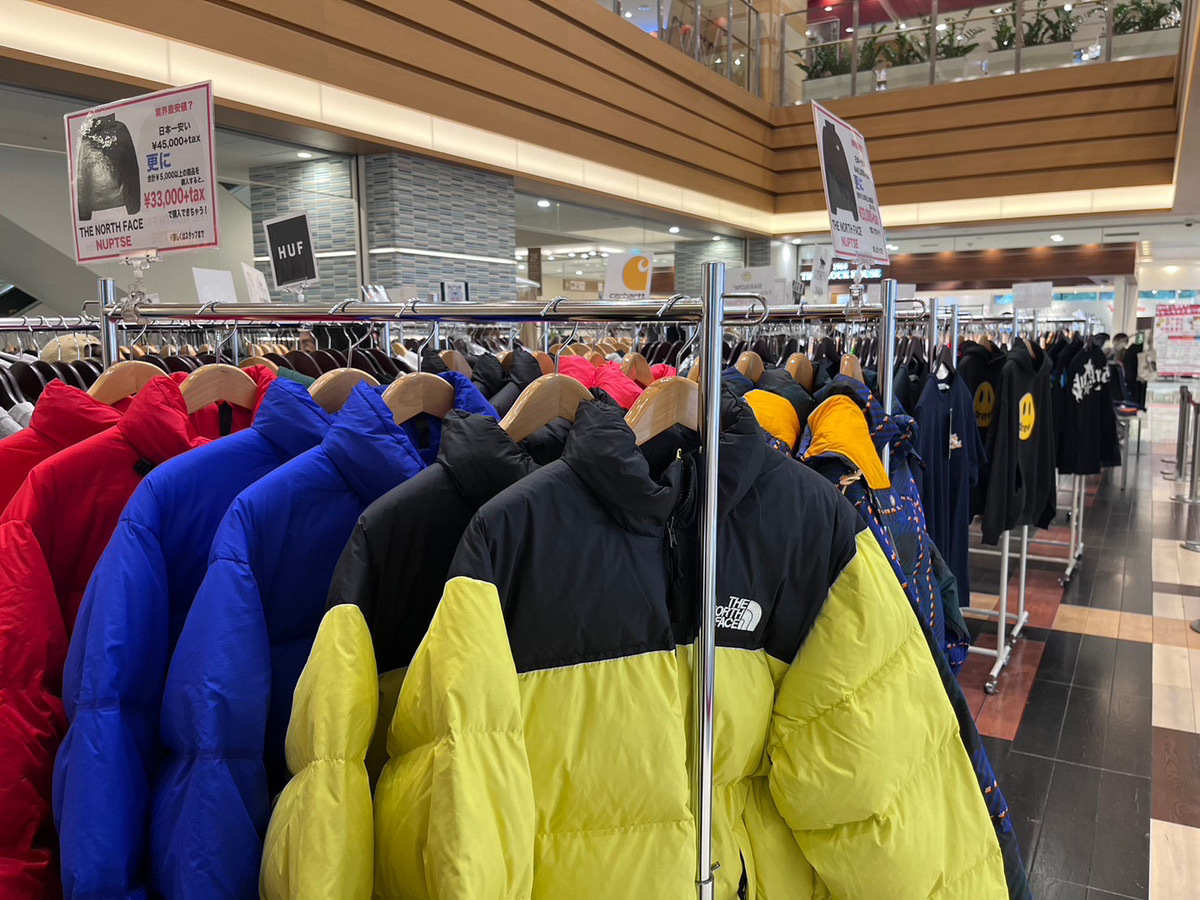 府中市】THE NORTH FACEなどの人気ブランドが驚愕のオフプライス 府中市】THE NORTH FACEなどの人気ブランドが驚愕のオフプライス