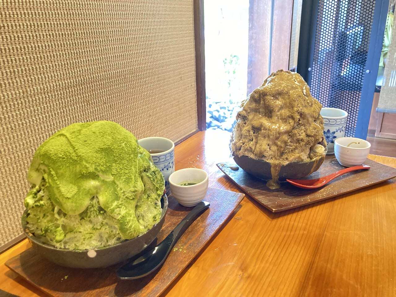 宇治抹茶と和紅茶のかき氷