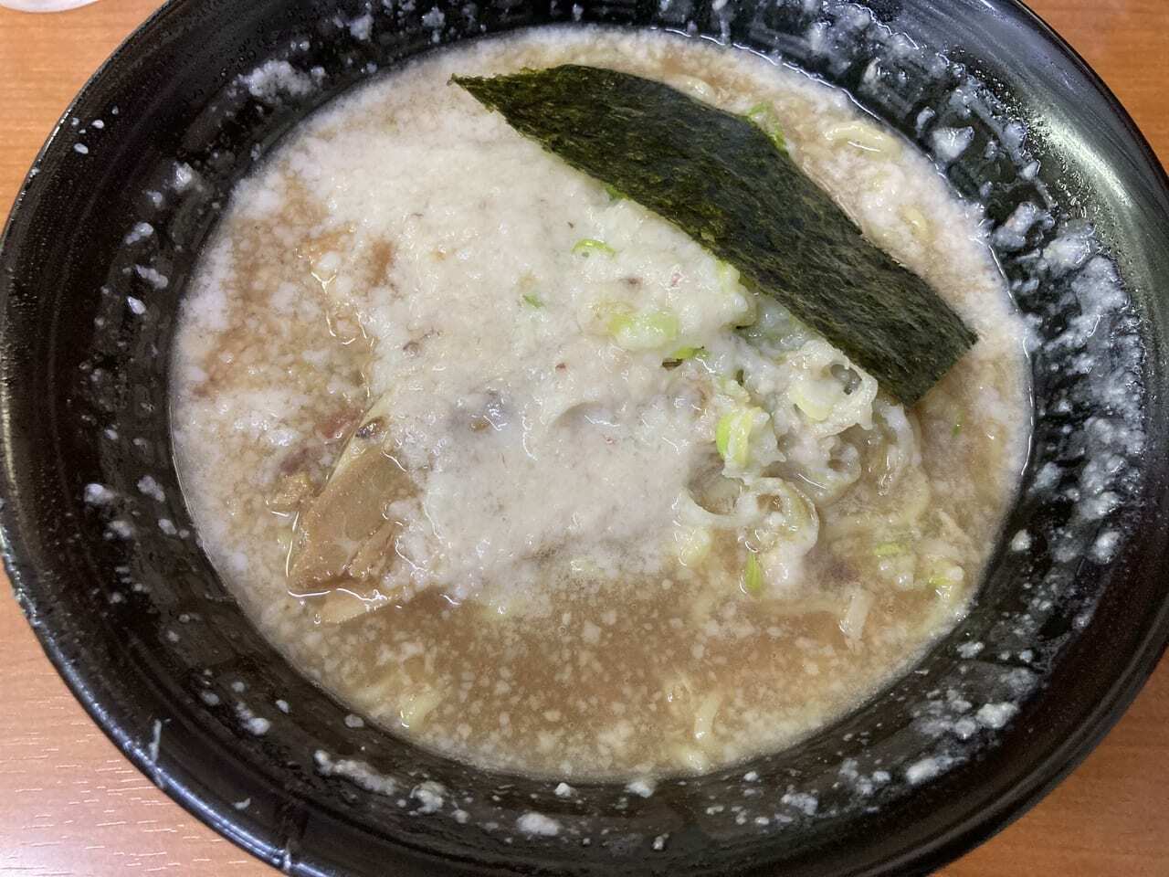 ラーメンギトギト