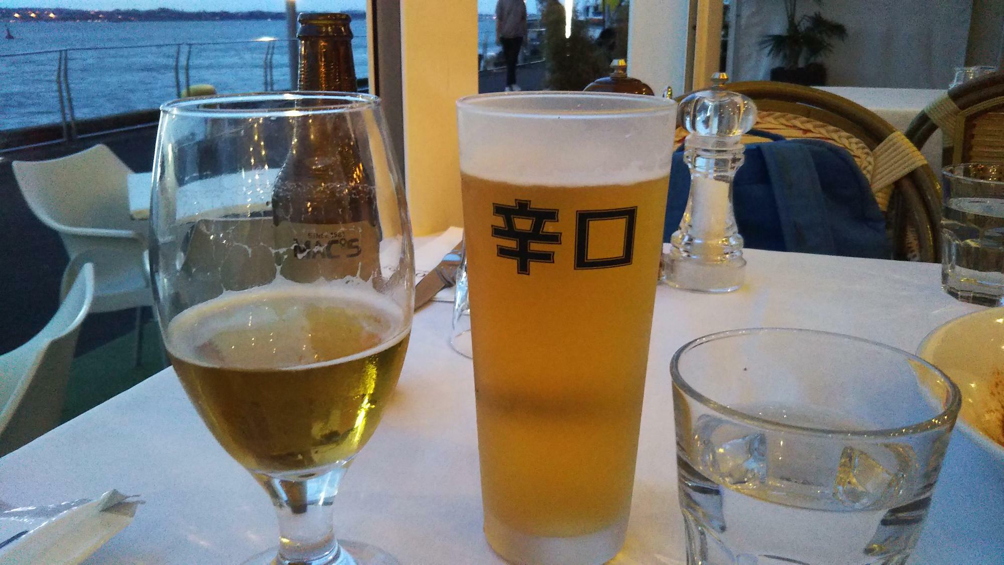 ニュージーランド オークランド市内にて。現地のレストランでは日本の生ビールも楽しめました（2020年筆者撮影）