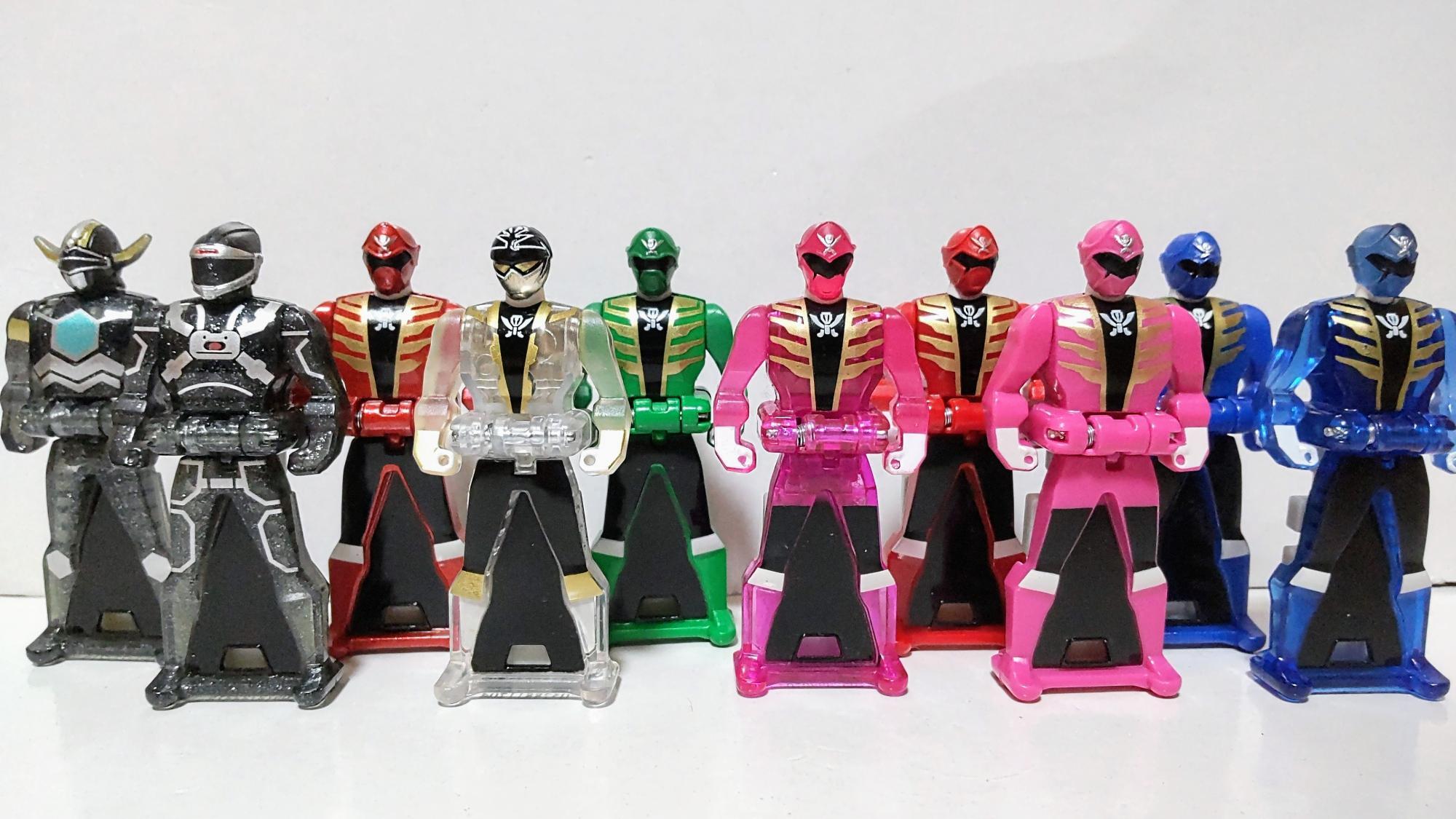 ハワイで過ごすクリスマス♪】日本のキャラクターを巡り警察が ハワイで過ごすクリスマス♪】日本のキャラクターを巡り警察が