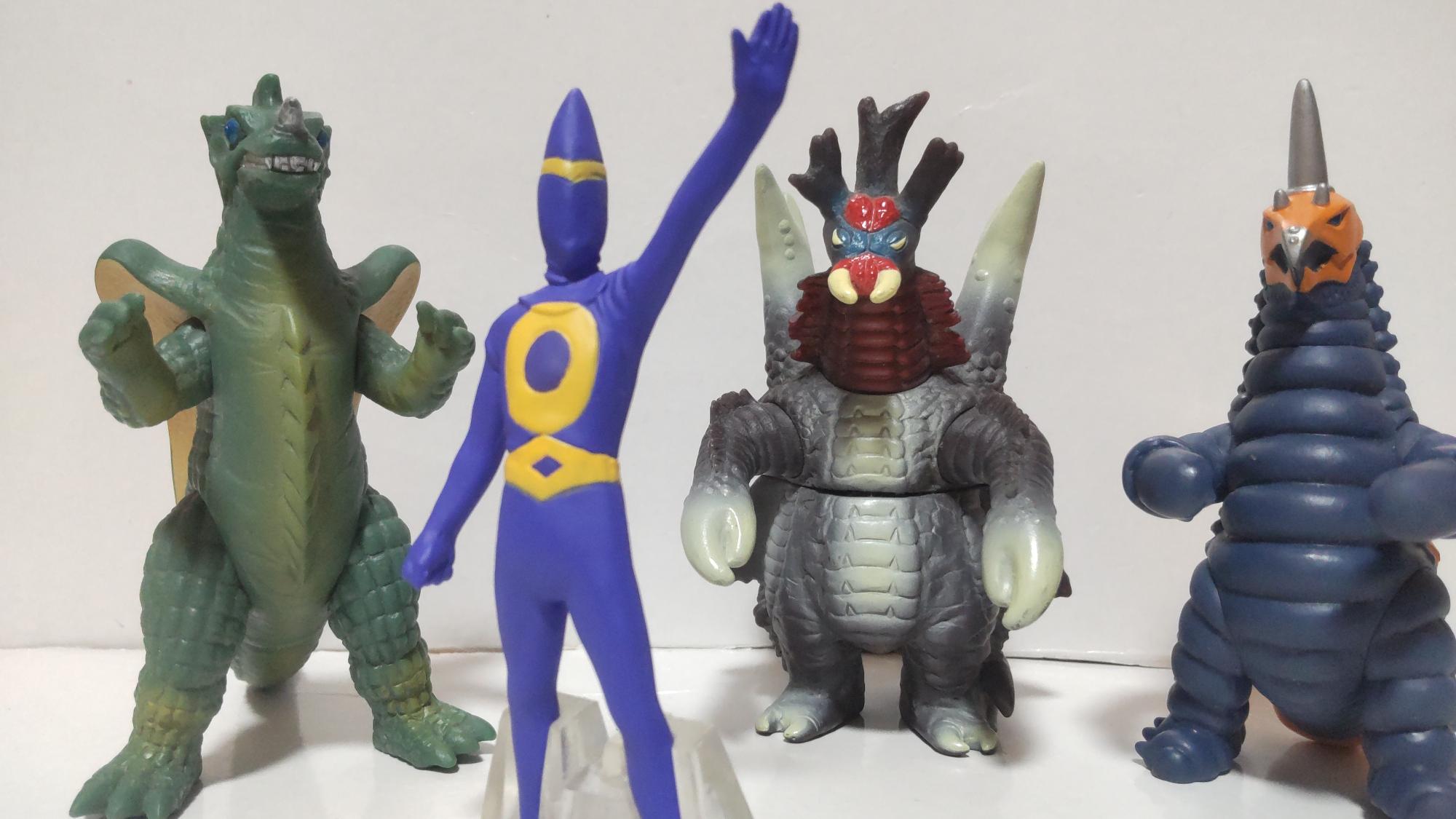 グランドキング レイブラッド星人 他 ウルトラ怪獣ソフビまとめて