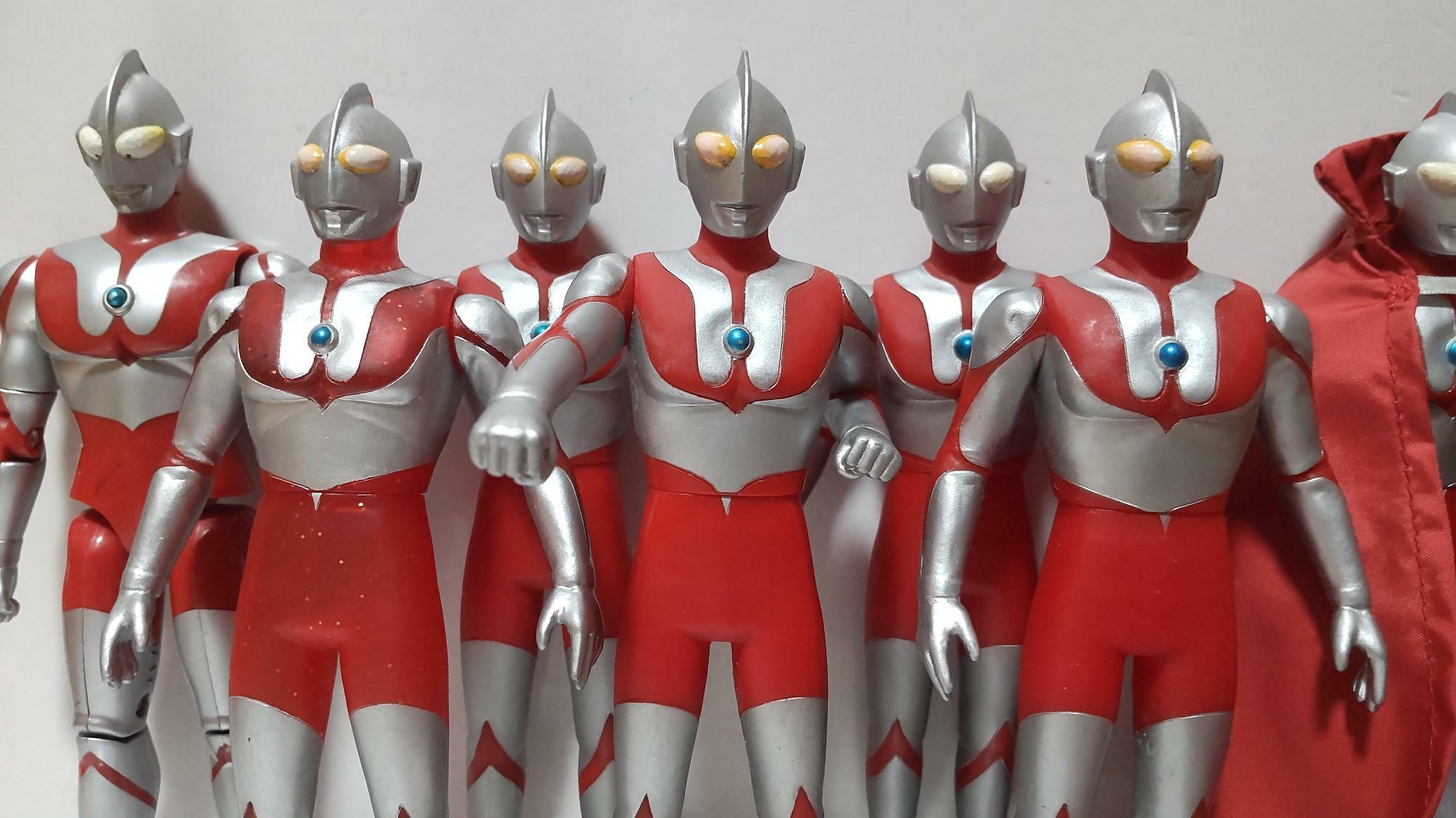 『ウルトラマン（1966）』に登場した初代ウルトラマン。陸海空から現れる怪獣達を相手にウルトラマンは戦い、最後は必殺光線・スペシウム光線で退治する。しかし時には罪のない怪獣をいたわる優しさもみせた。