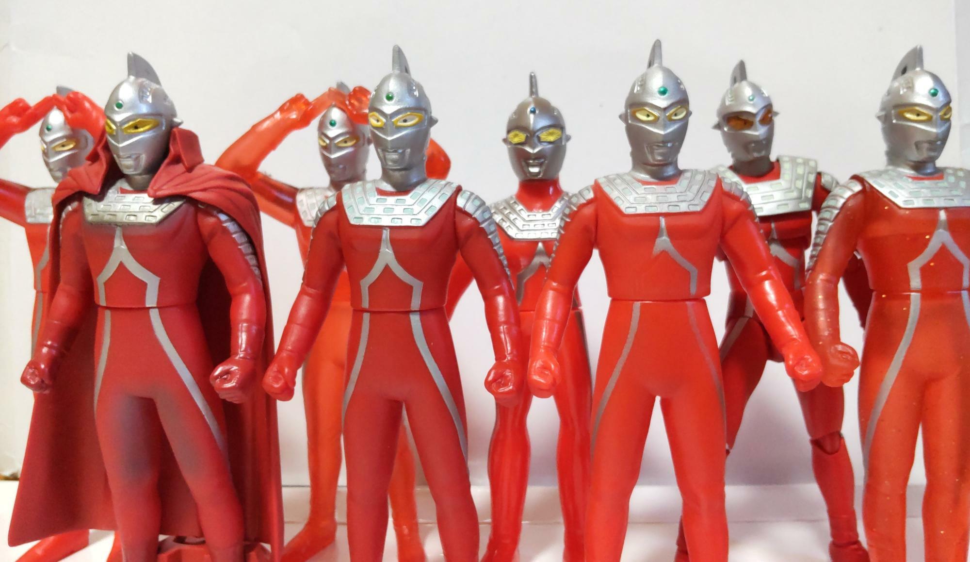 『ウルトラマン（1966）』放送終了後、次回作『ウルトラセブン（1967）』が放送された。幾千の星からやって来る宇宙人達の侵略も魔の手から、光の国の恒点観測員340号ことウルトラセブンが地球を守る。