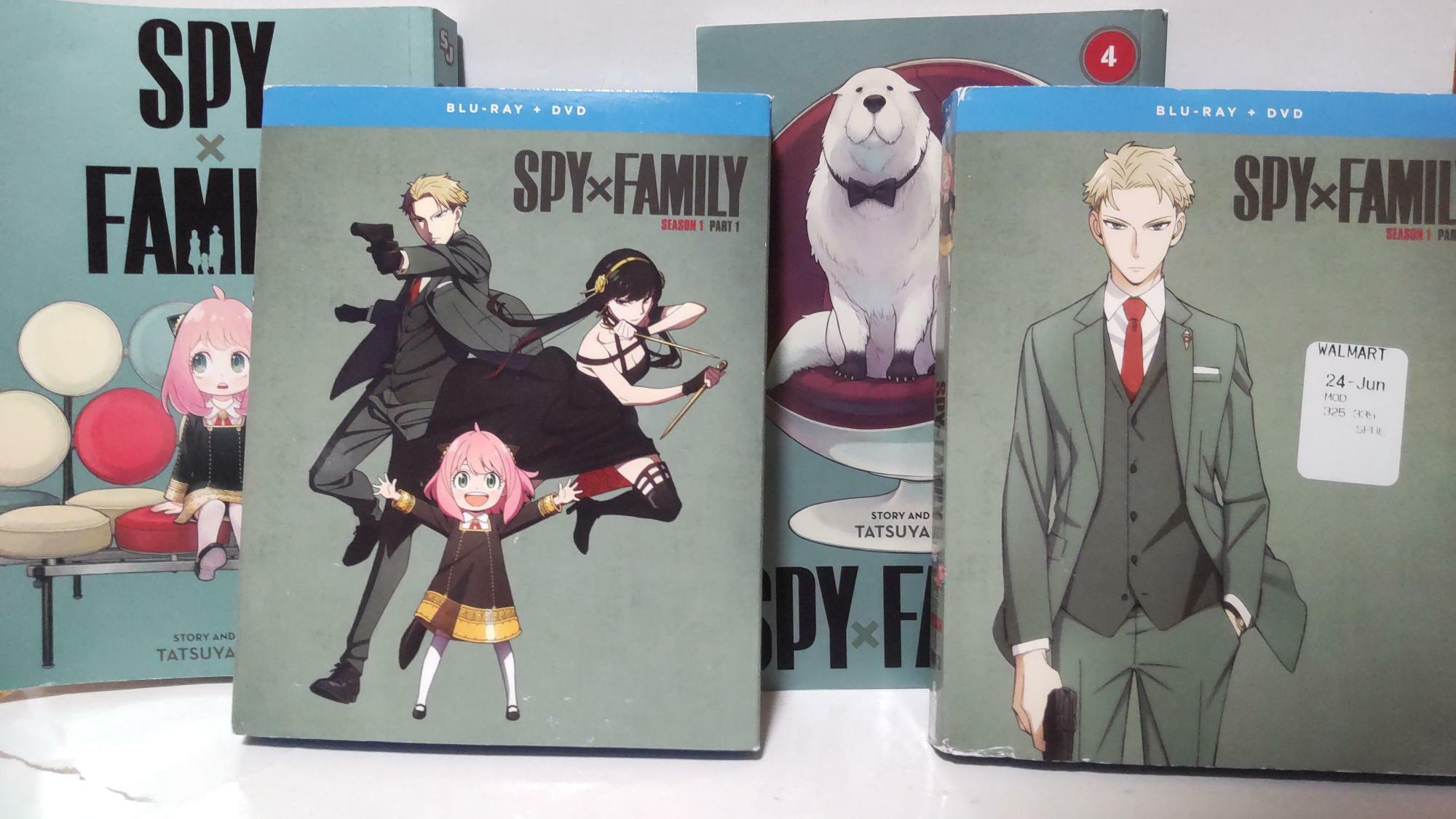 『少年ジャンプ+』にて連載中の人気漫画『SPY×FAMILY』も、ハワイ州ではコミックスの他、全2巻に渡りシーズン1のBlu-rayも発売されている。これらの商品は書店の他、空港やスーパーでも購入可能