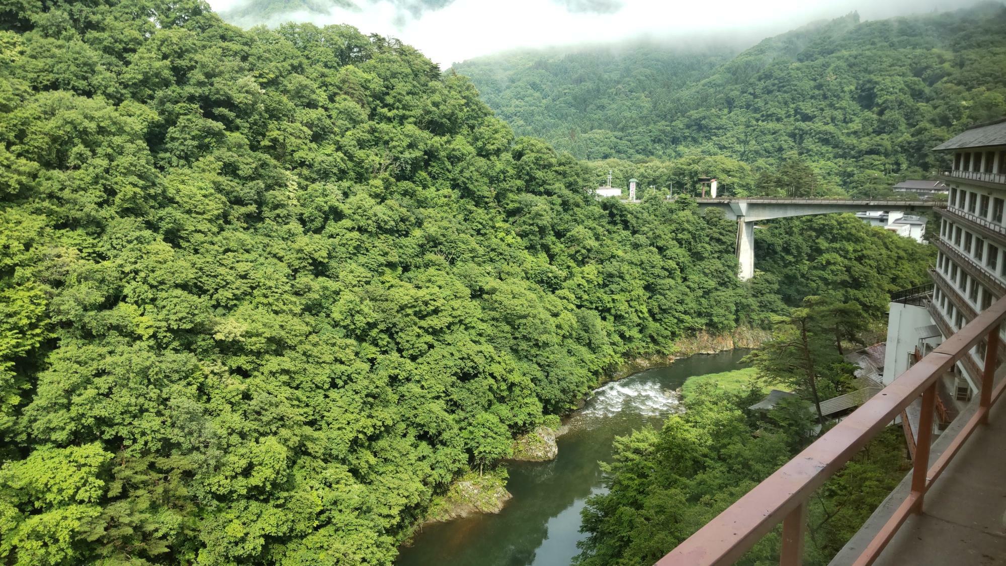 福島県「芦ノ牧温泉大川荘」にて筆者撮影。