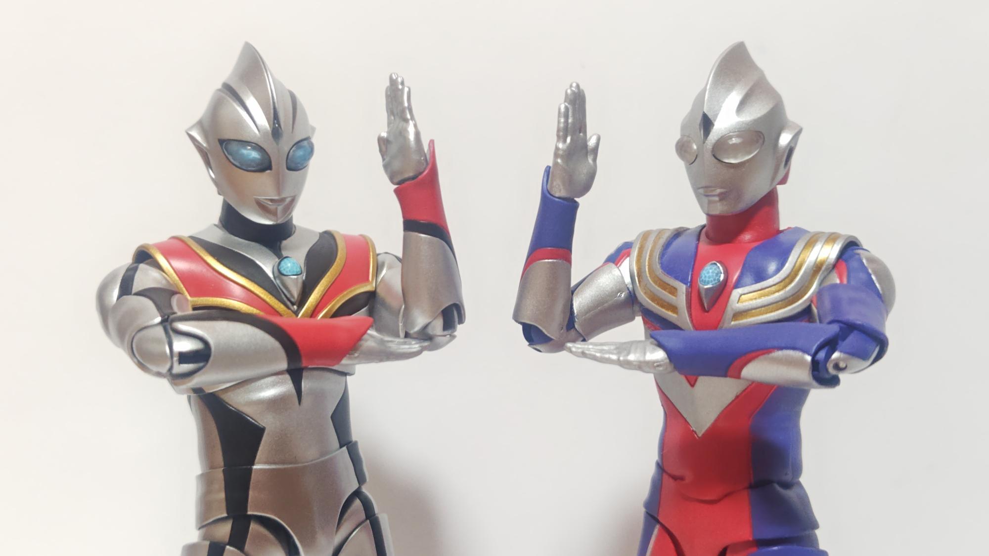 ウルトラマンティガ、イーヴィルティガ　 2体セット 限定版 リアルヒーローセット ウルトラマンティガ イーヴィル