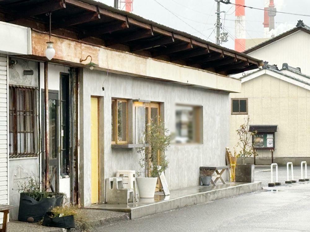 お店の外観②