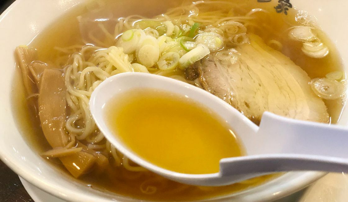 煮干し中華そばラーチャンセットのラーメン