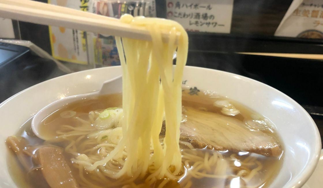 煮干し中華そばラーチャンセットのラーメン