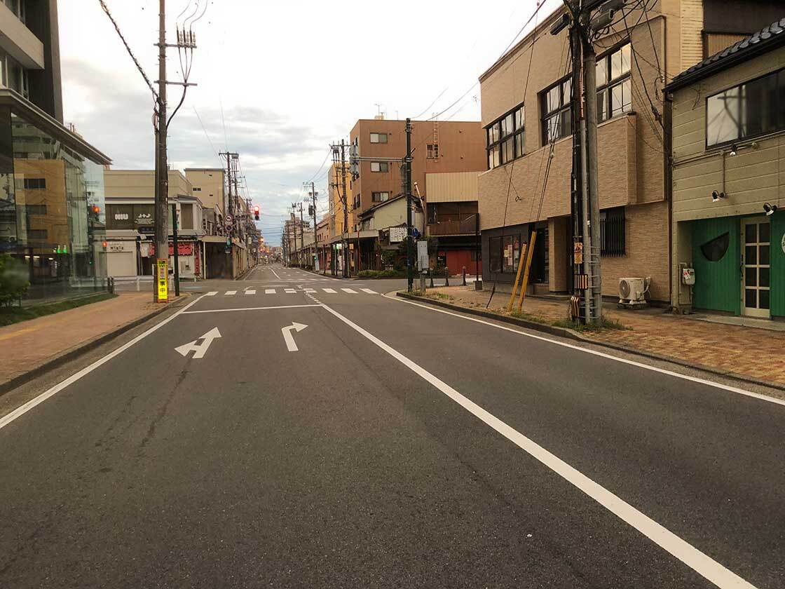 鍛治小路沿い