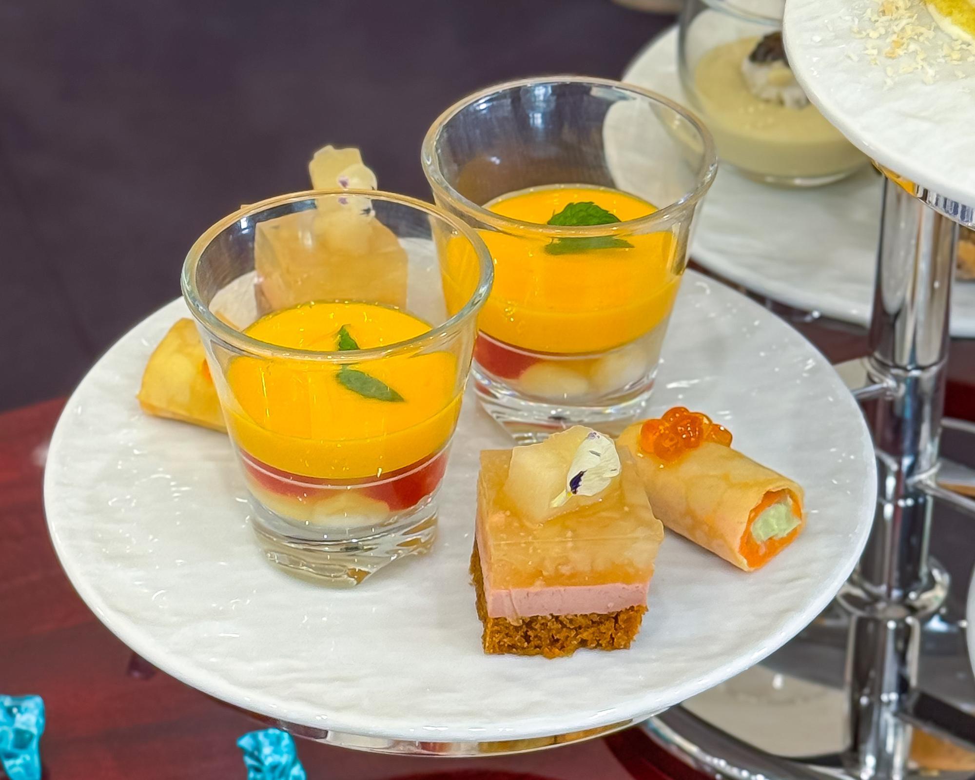 Hennessy Paradise Extra ケーキスタンド ケーキスタンド アフタヌーンティー 2段ティースタンド パーティ