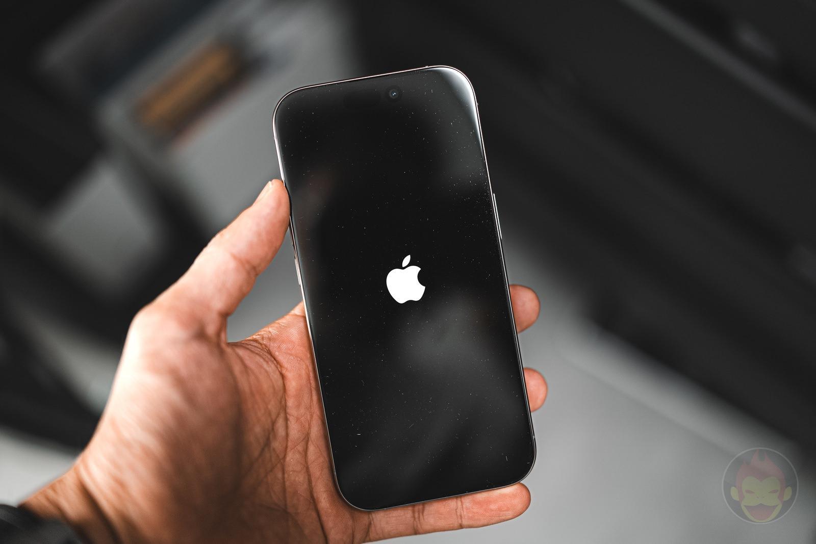 Apple Intelligence待ちぼうけ。それでも買ったiPhone 16 Proを Apple Intelligence待ちぼうけ。それでも買ったiPhone 16 Proを