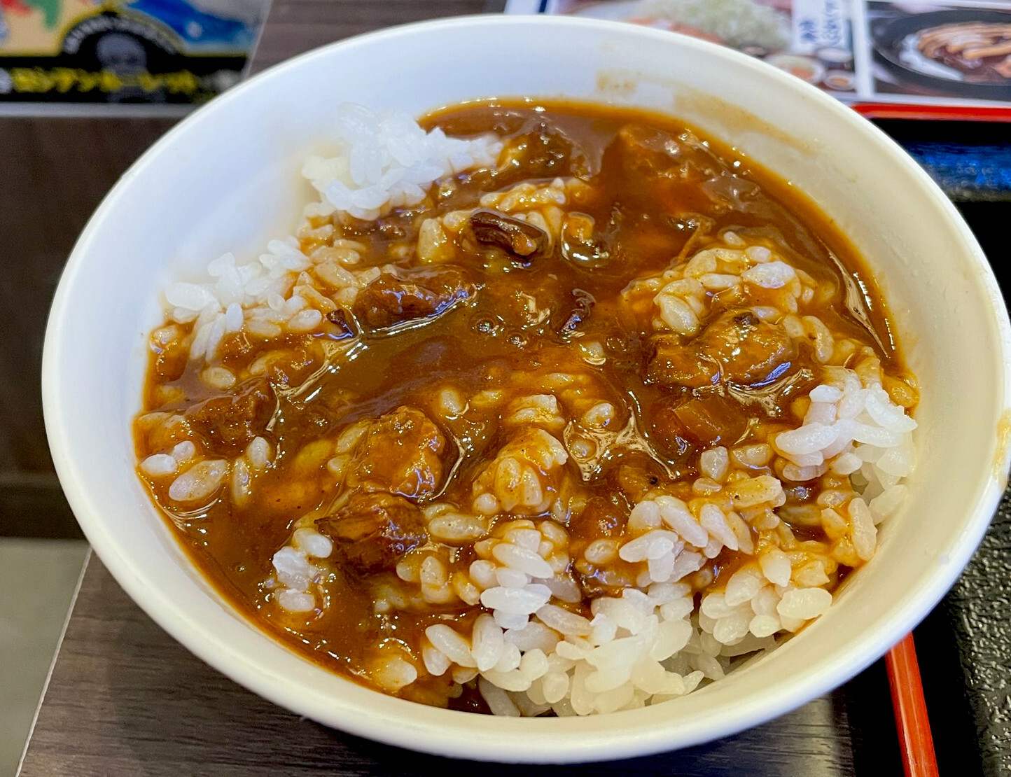 食べすぎかな？二杯目はカレーにしました