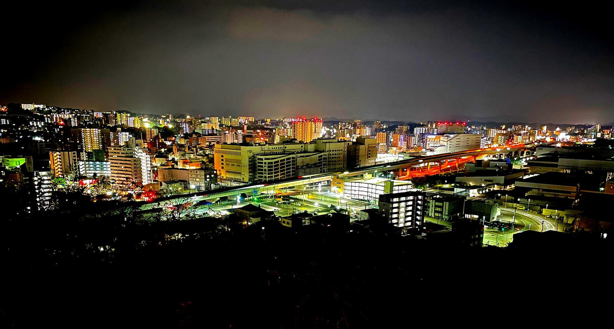 黒崎駅周辺の夜景