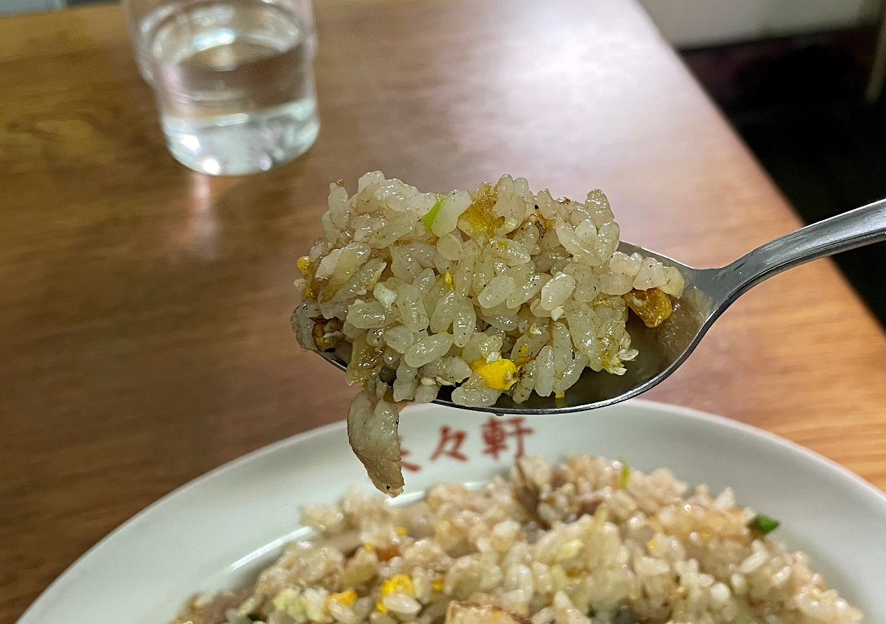 ご飯ひと粒ひと粒に旨味が感じられます。