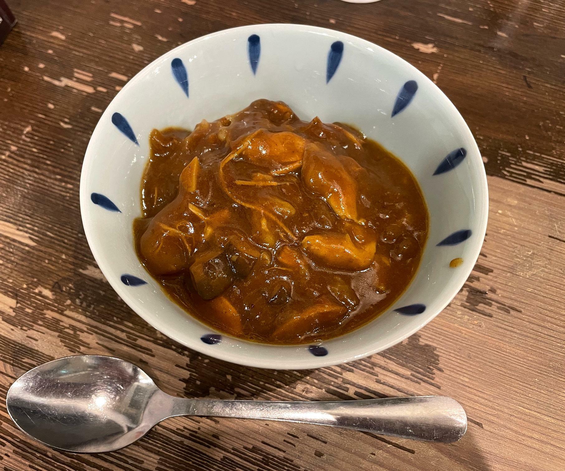 鶏そばのスープがベースになっているカレー。