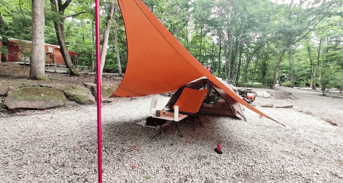 ソロキャンプで人気のタープ「ムササビウイング13ft.TC」を2年 ソロキャンプで人気のタープ「ムササビウイング13ft.TC」を2年