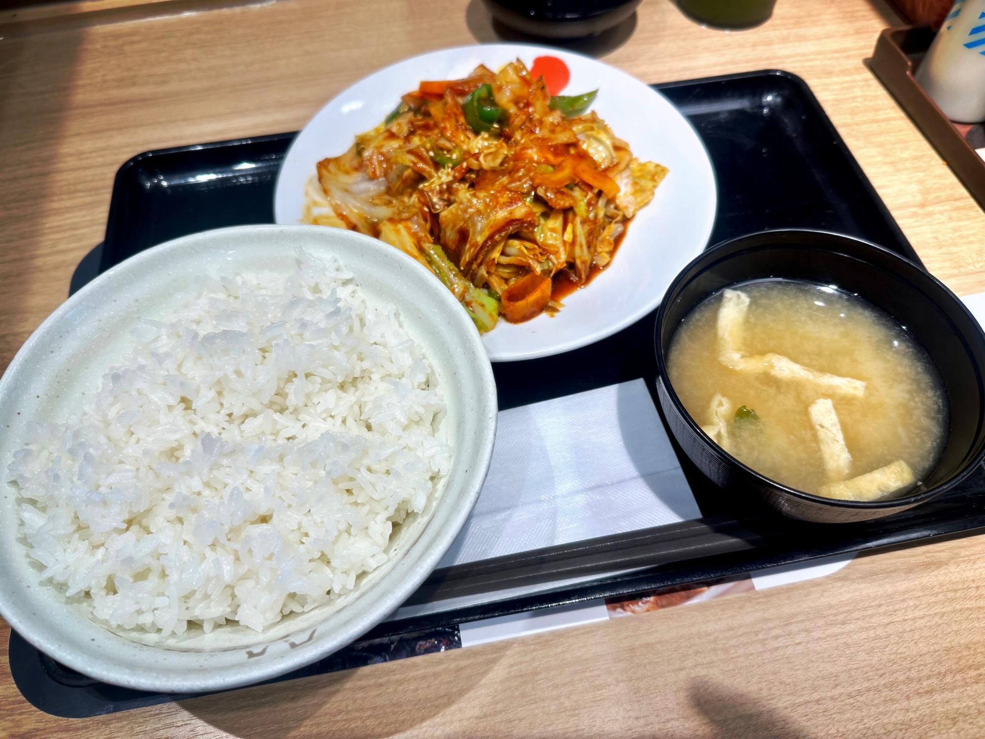 松屋新作】7月15日発売「回鍋肉定食」実食レビュー｜ご飯が