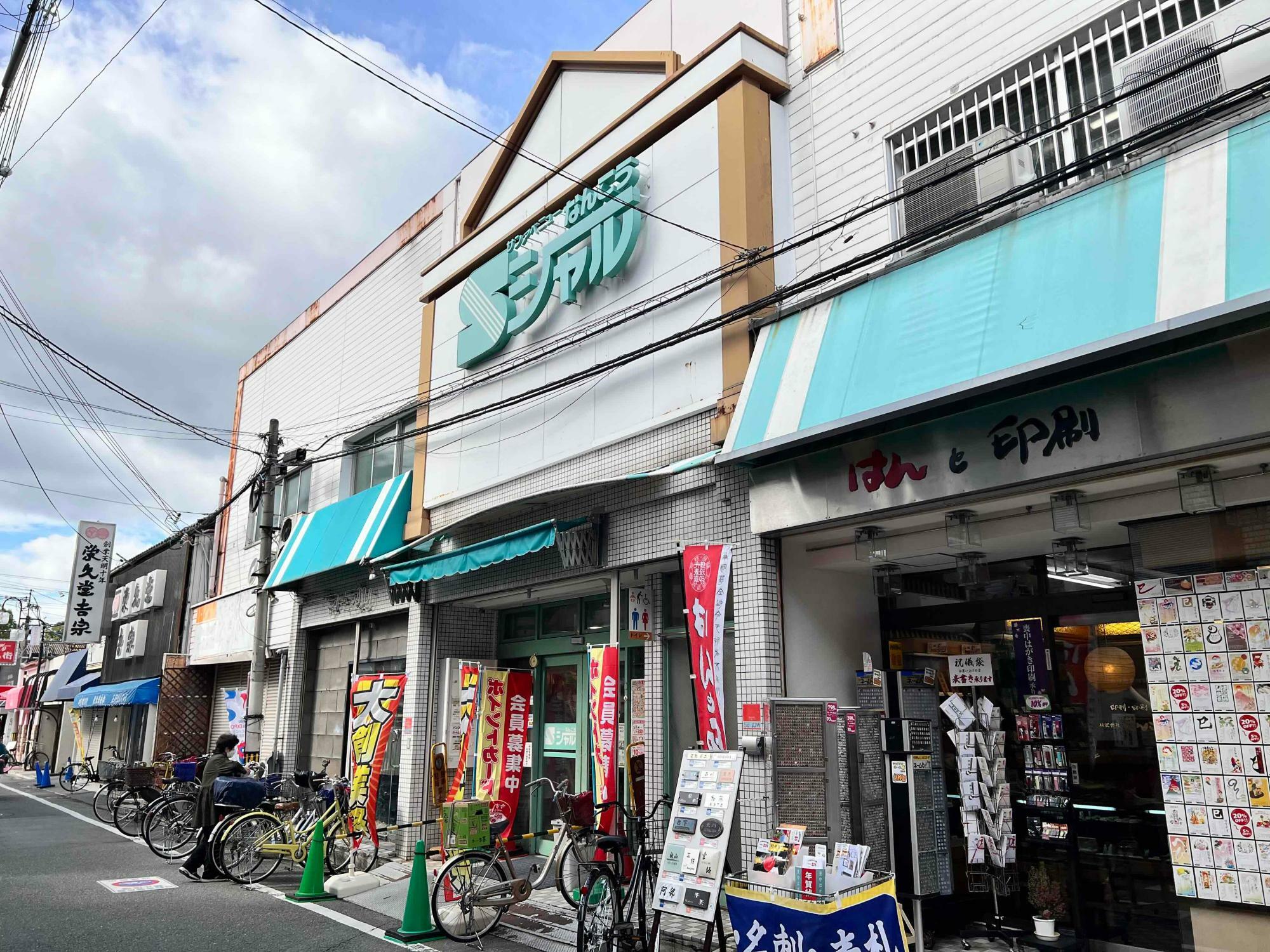 写真はなんこうシャルの楠公通り商店街側ですが、当日の催しは栄通り商店街側が会場です