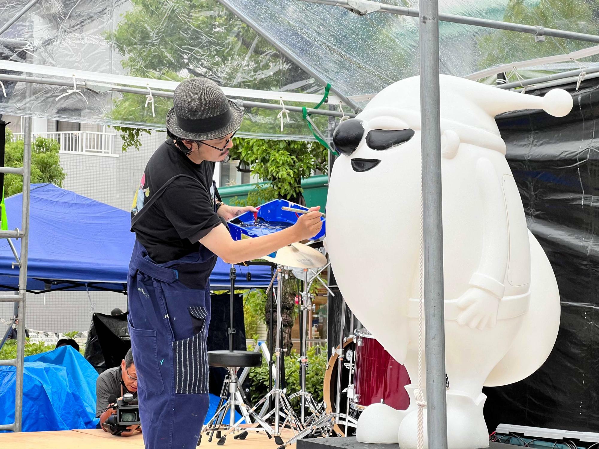 オクトーバーフェストで谷口さんがライブペインティング