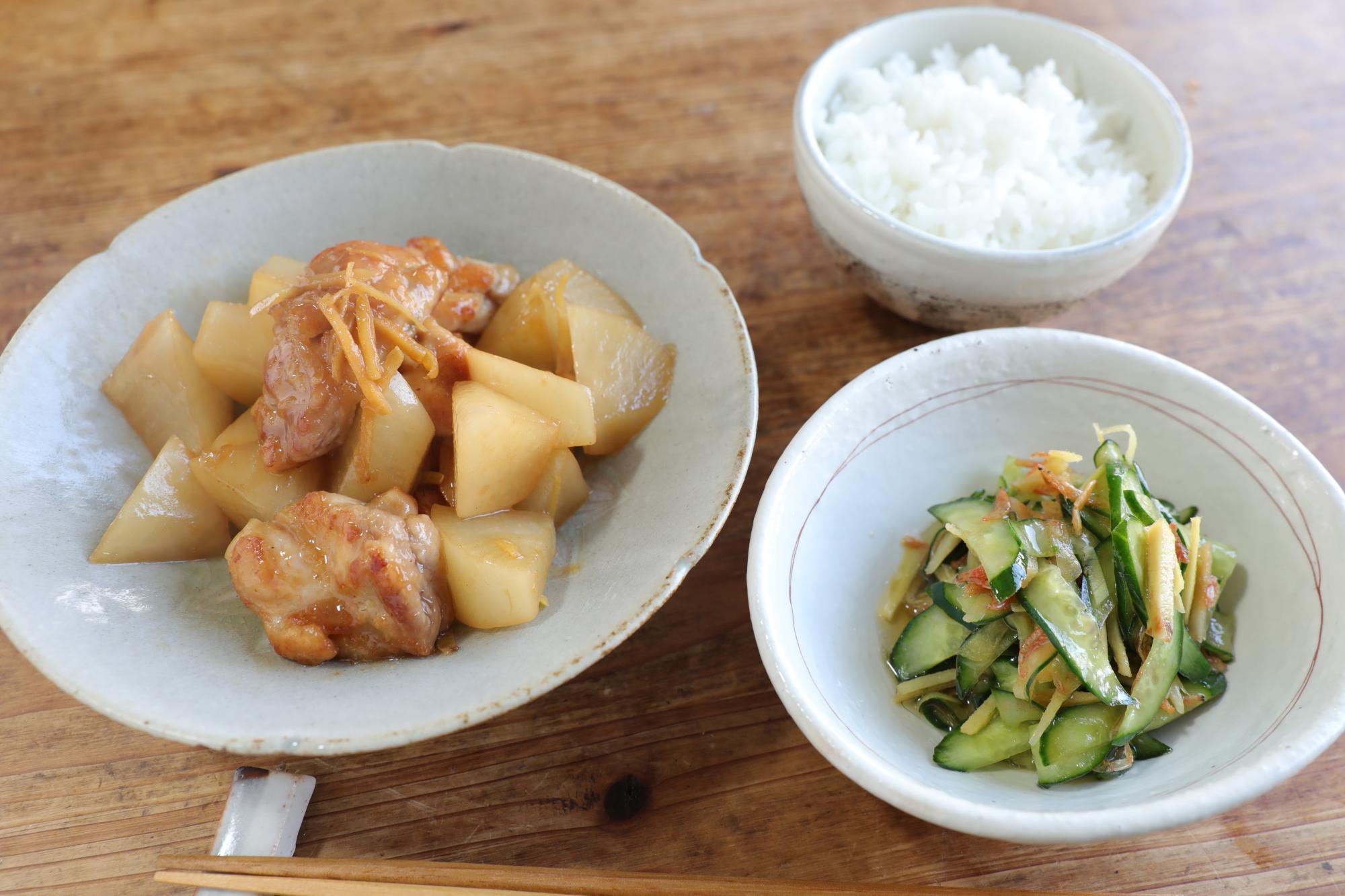 大根と鶏肉のオイスター煮＆きゅうりとさくらえびのごま油がけ