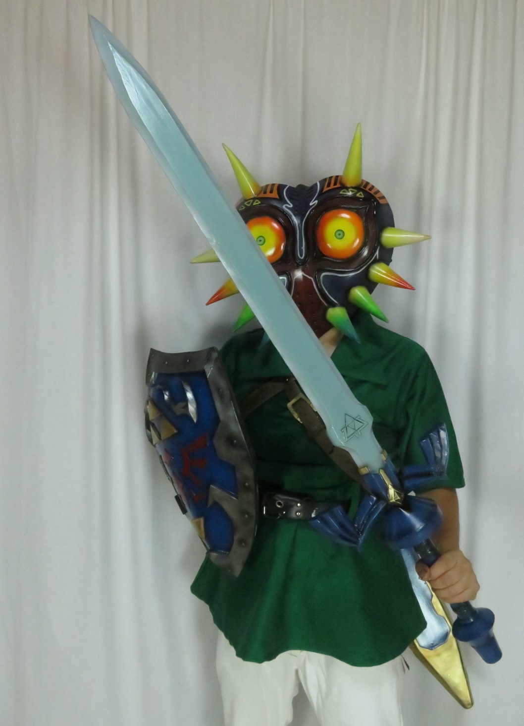 ゼルダの伝説 マスターソード 金属製 模造刀 西洋剣 美術品 コスプレ ゼルダの伝説 マスターソード 金属製 模造刀 西洋剣 コスプレ