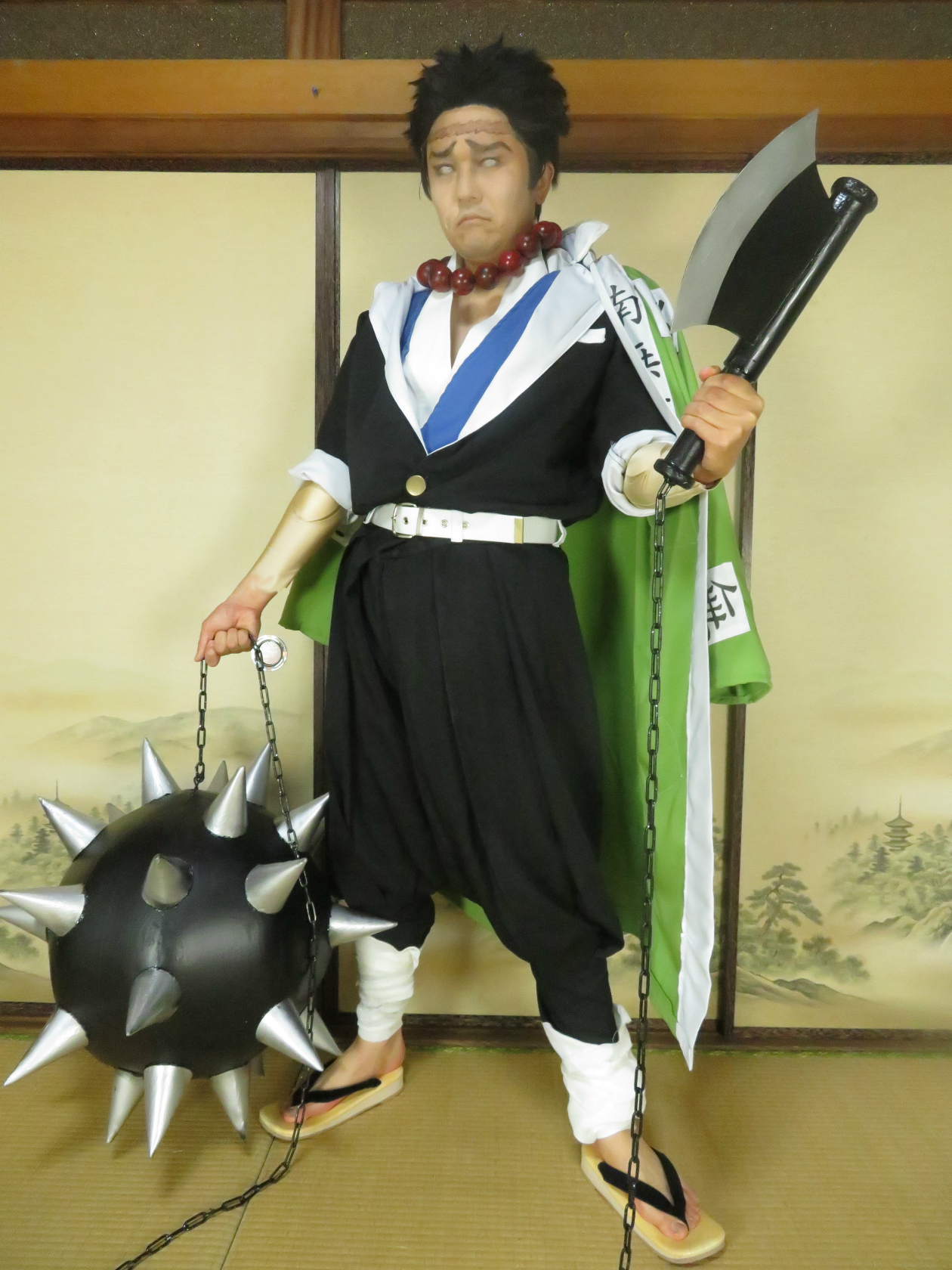 鬼滅の刃の悲鳴嶼行冥のコスプレ衣装の作り方(ギャクヨガ 鬼滅の刃の悲鳴嶼行冥のコスプレ衣装の作り方(ギャクヨガ