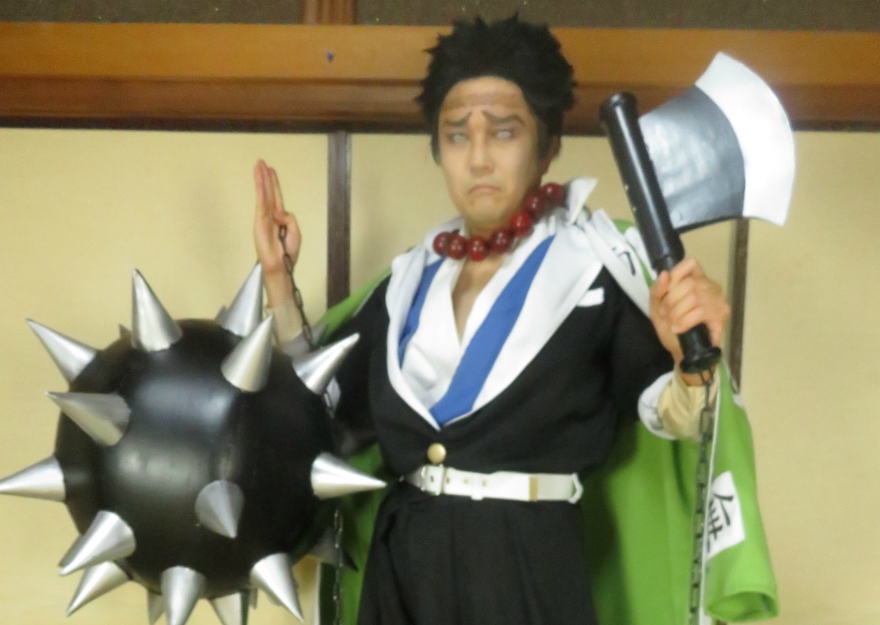 鬼滅の刃の悲鳴嶼行冥のコスプレ衣装の作り方(ギャクヨガ 鬼滅の刃の悲鳴嶼行冥のコスプレ衣装の作り方(ギャクヨガ