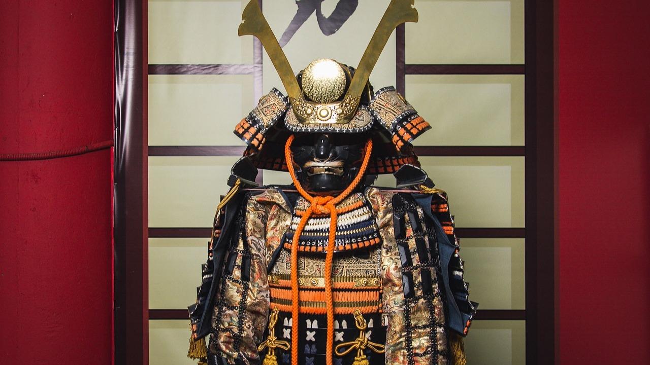 関東三国志】剣聖・上泉信綱、新陰流の祖!戦国を流浪した武の 関東三国志】剣聖・上泉信綱、新陰流の祖!戦国を流浪した武の