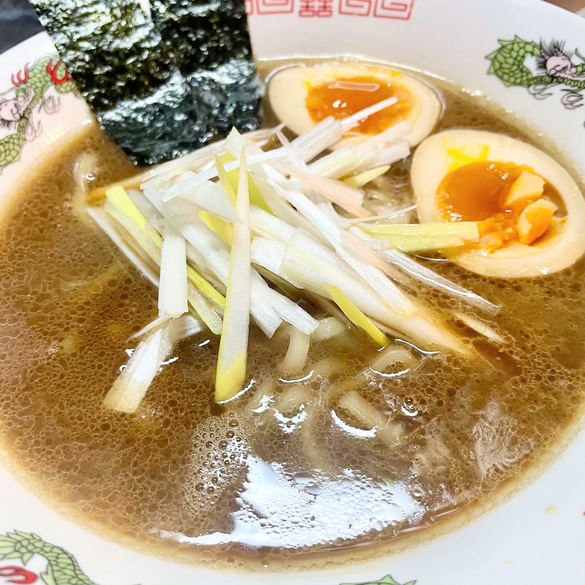 吉村家の豚骨醤油ラーメン