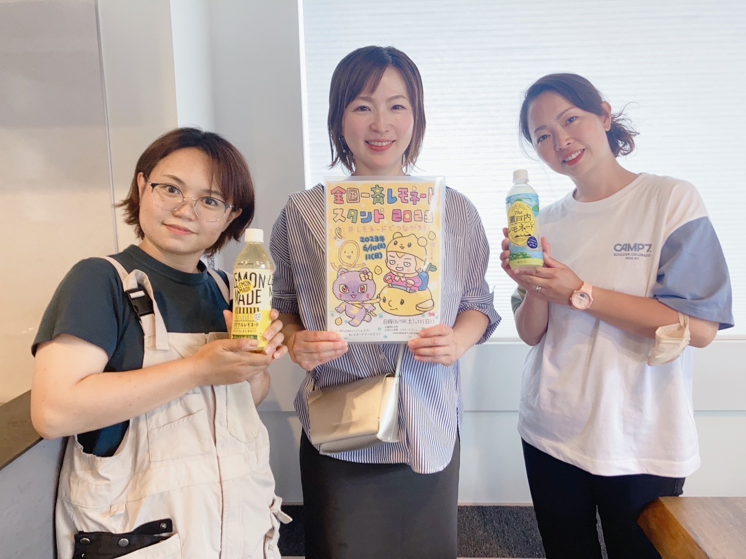 写真中央が代表の佐藤麻紀子さん。
