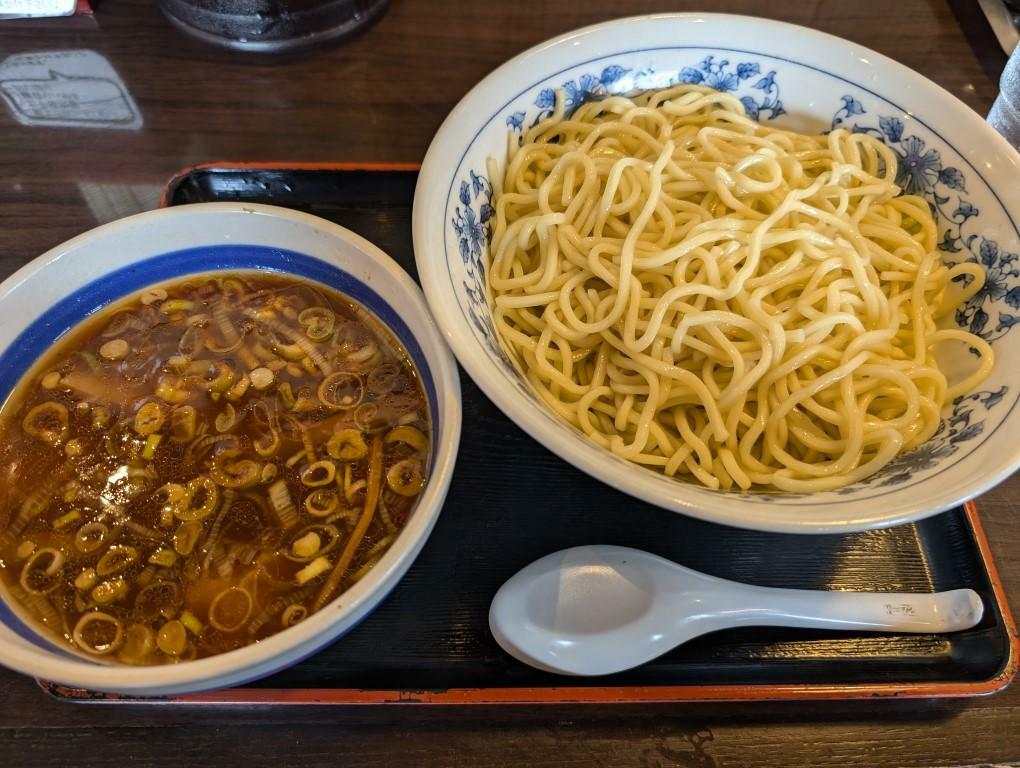 つけ麺（中盛り）着丼