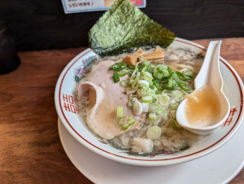 漢方豚中華そば、着丼