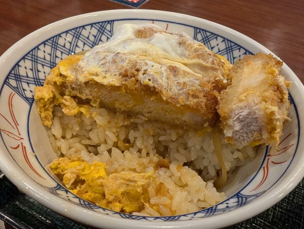 かつ丼自体の断面