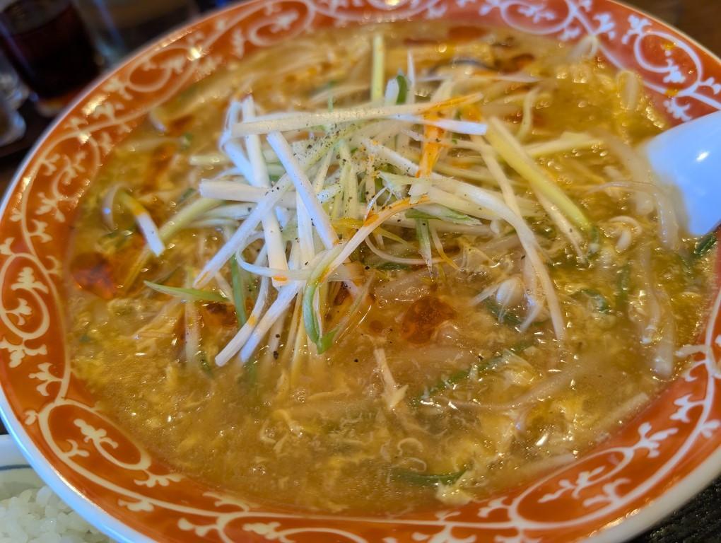 「酸辣湯麺（サンラータンメン）」アップ画像