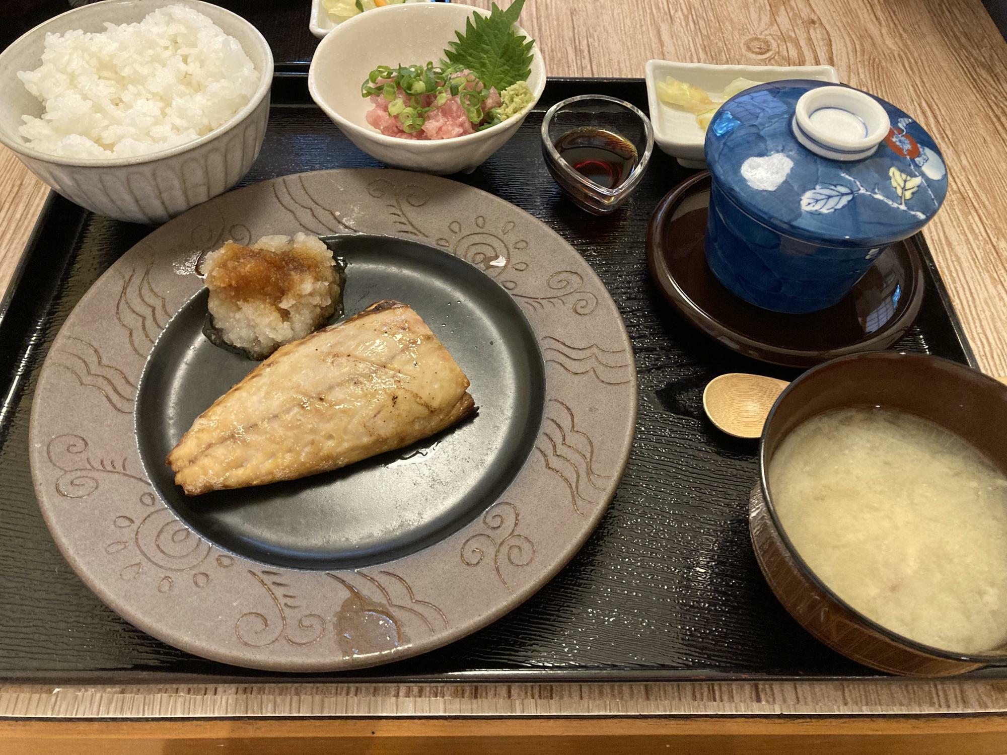 本日のお魚定食880円
