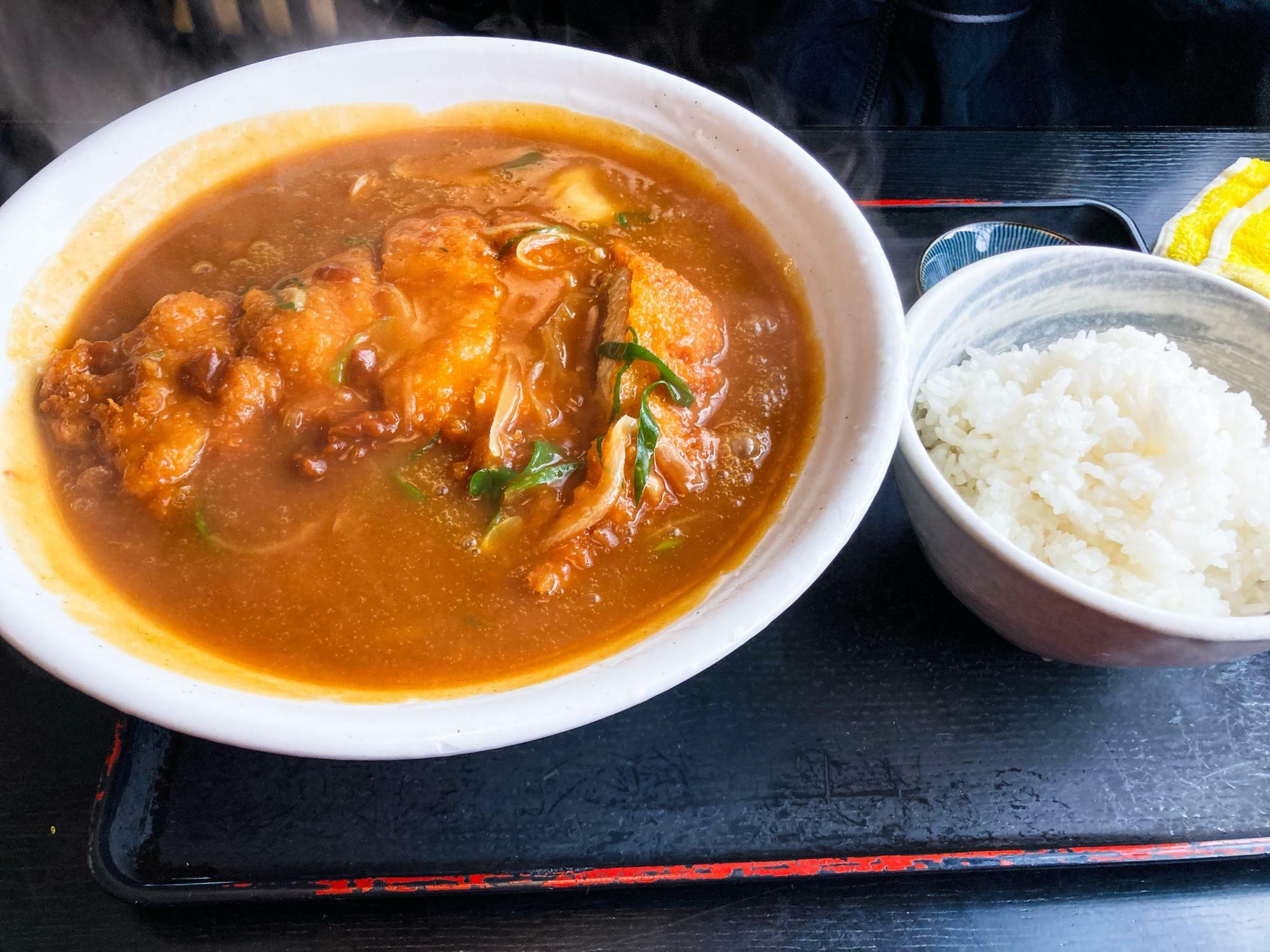 カツカレーうどん定食