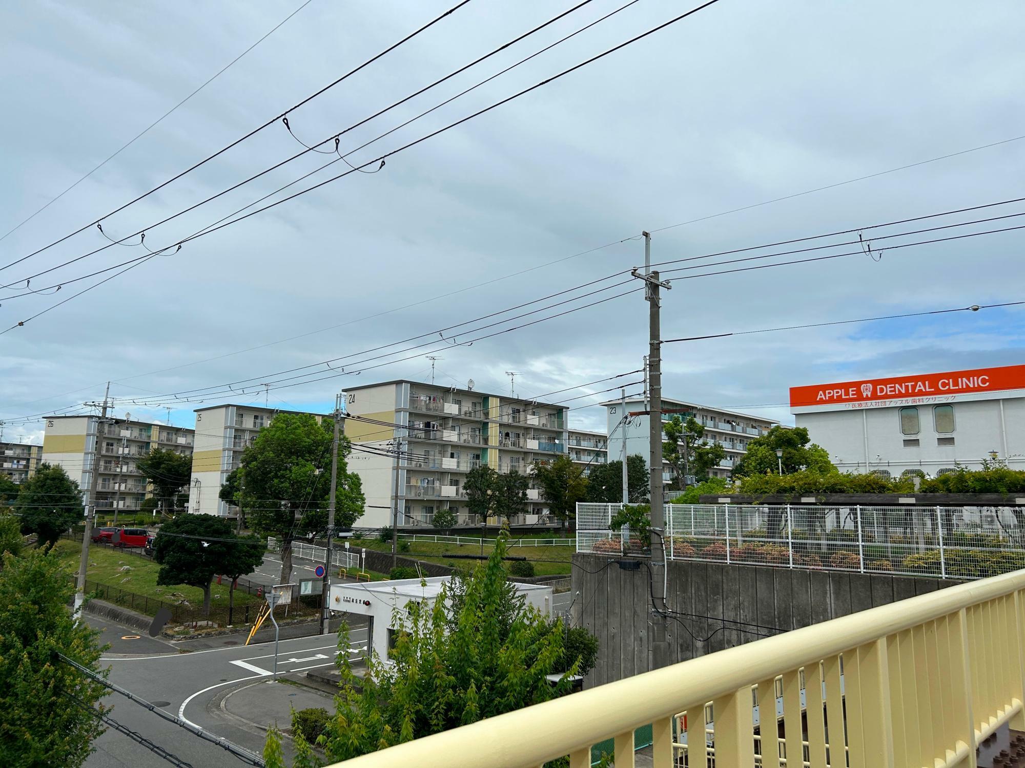 トーホーストア大久保高丘店跡近く