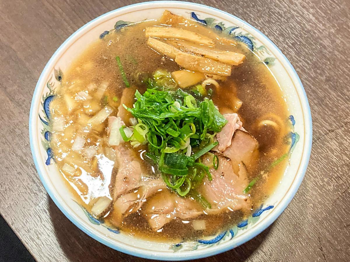 醤油ラーメン800円