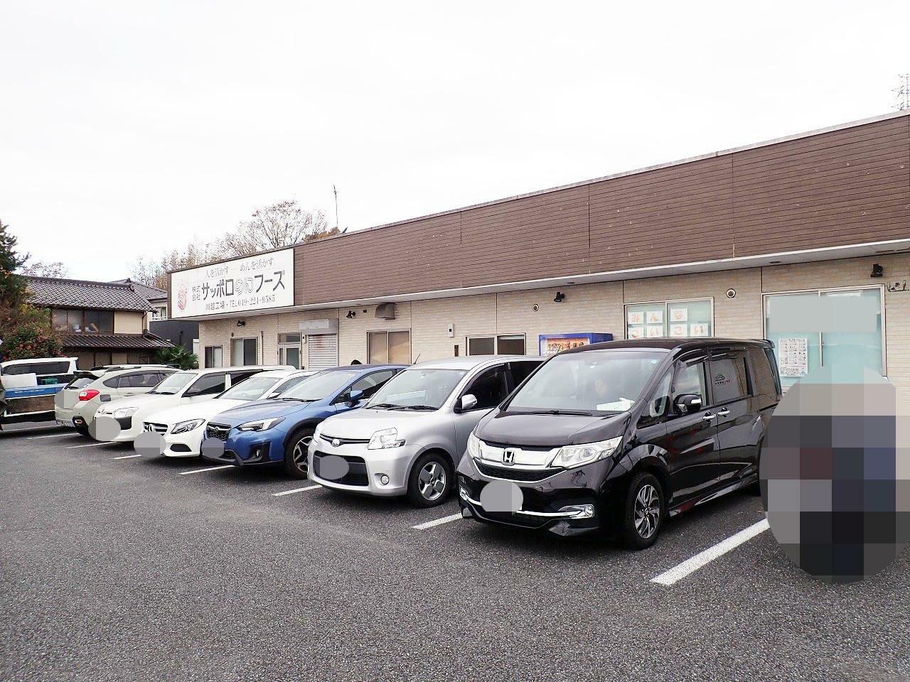 販売する施設は住所でいうと川越市寺山にあります。施設の前に駐車場が完備されています