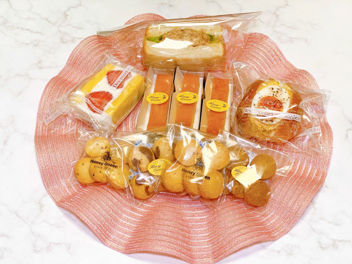 焼き菓子は、店舗に訪問して購入したキッチンカーでは取り扱いがない種類も一部含まれています。
