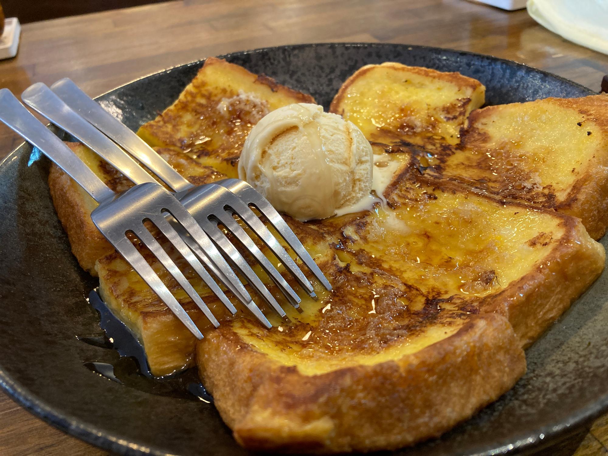 「フレンチトースト」700円　あま～い香りが店内に広がっていました。幸せ♪