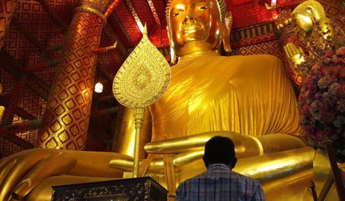 タイには敬虔な仏教徒が多い