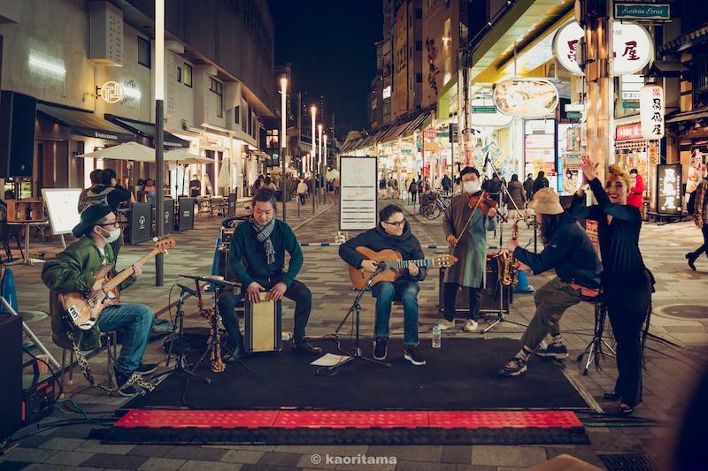 以前の「サンキタアペリティフ」のライブパフォーマンス (写真/kaoritama)