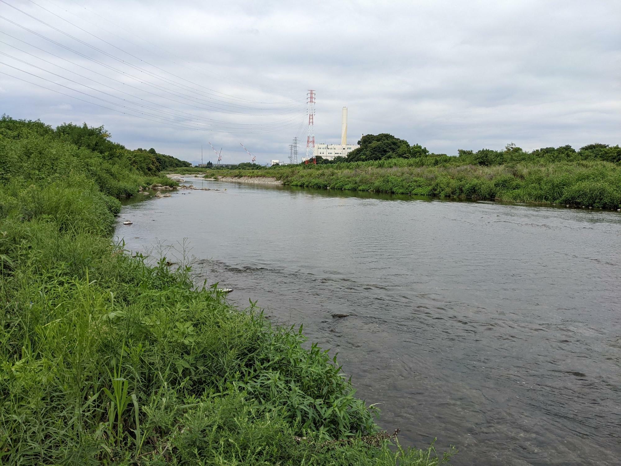 1級河川の多摩川、浅川は撮影スポット