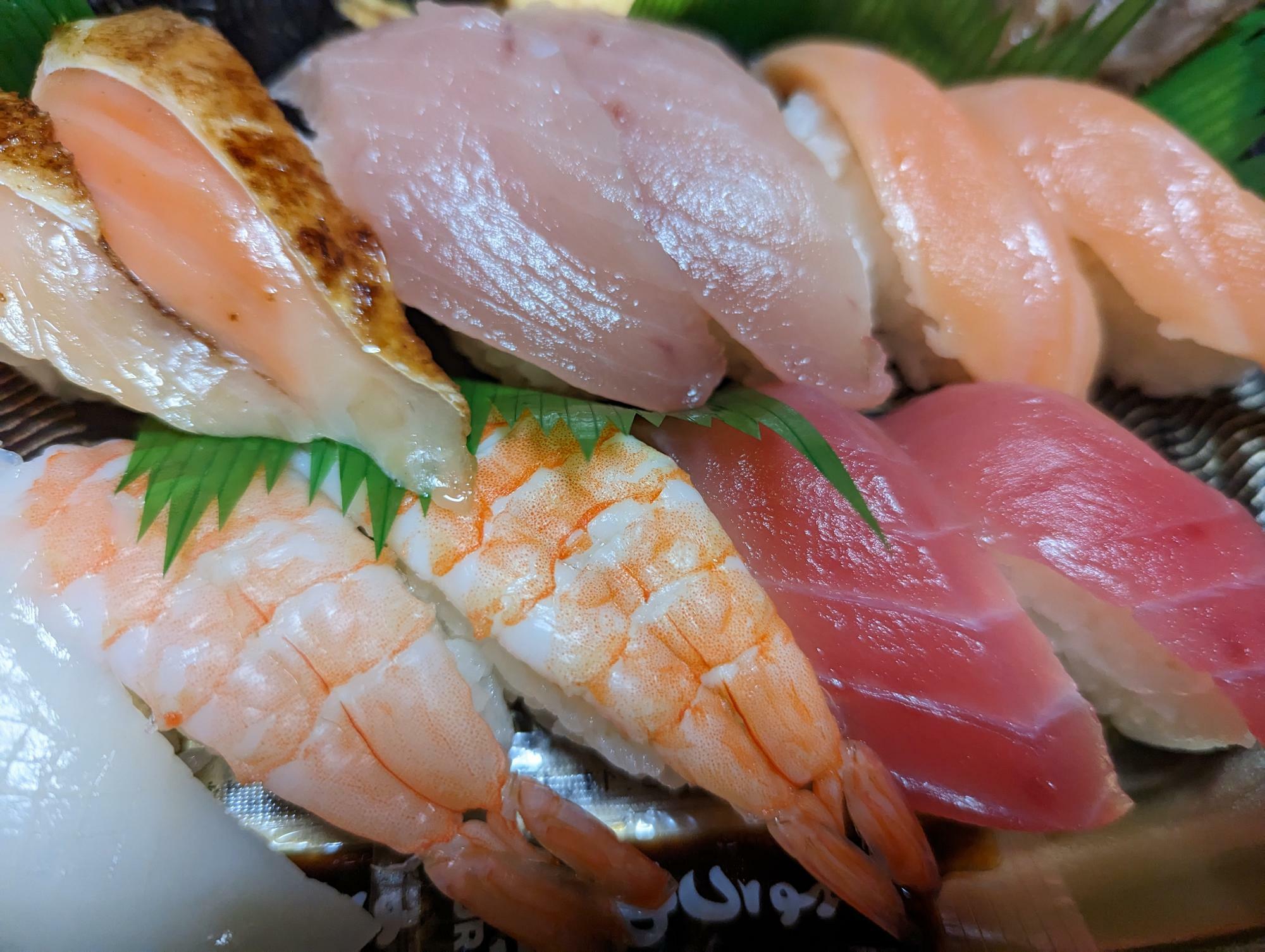 ぷりっぷりの新鮮なネタがのったお寿司