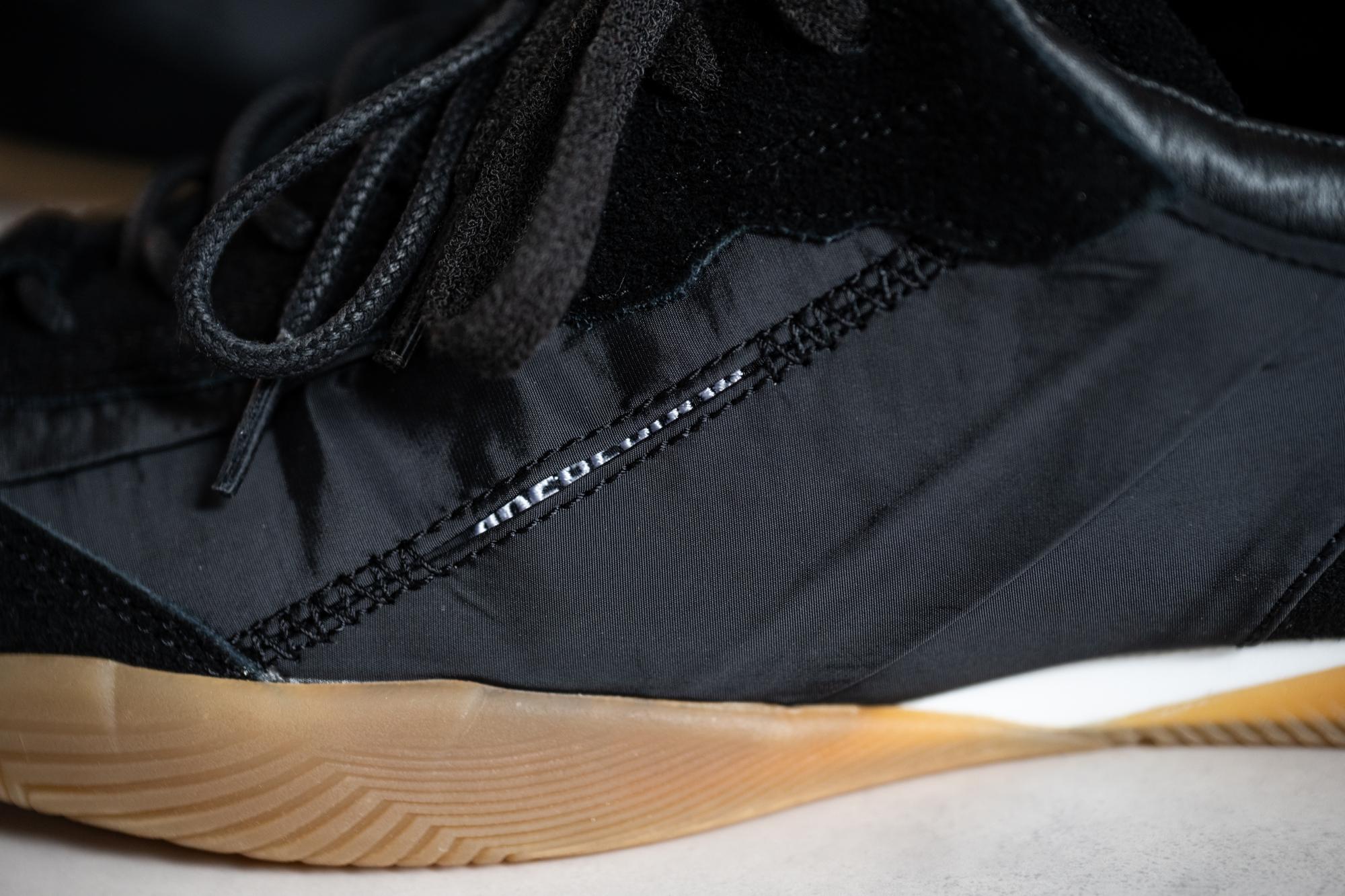 韓国発！人気のアーダーエラーのスニーカーを購入！エッジのきい